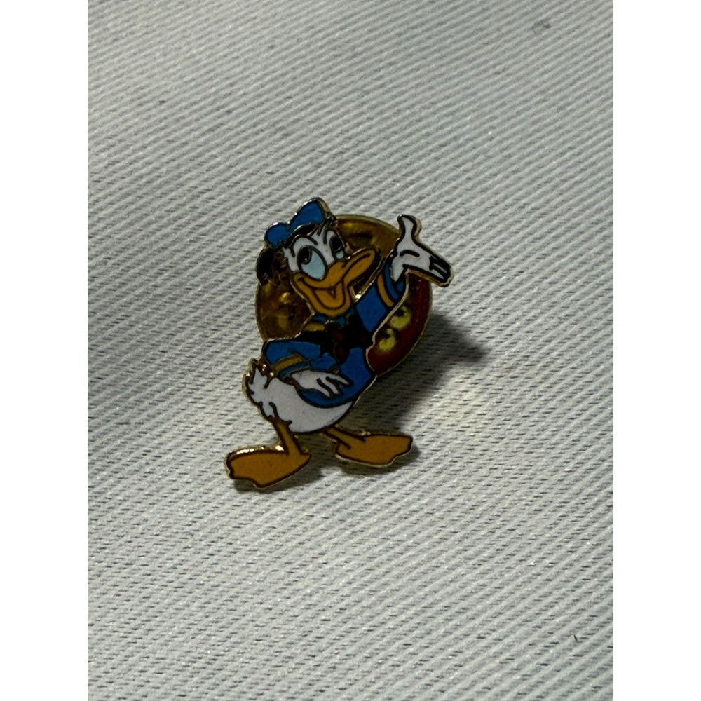 Disney Donald Duck Enamel Lapel Pin Classic Sailor Suit Blue Gold Tone Disneyana